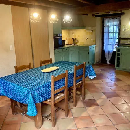 Maison De Loriot