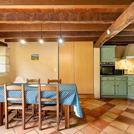 Maison De Loriot